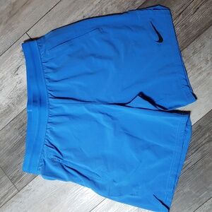 NIKE | Dri-Fit Men's Vent Max Training Shorts With Drawstrings
